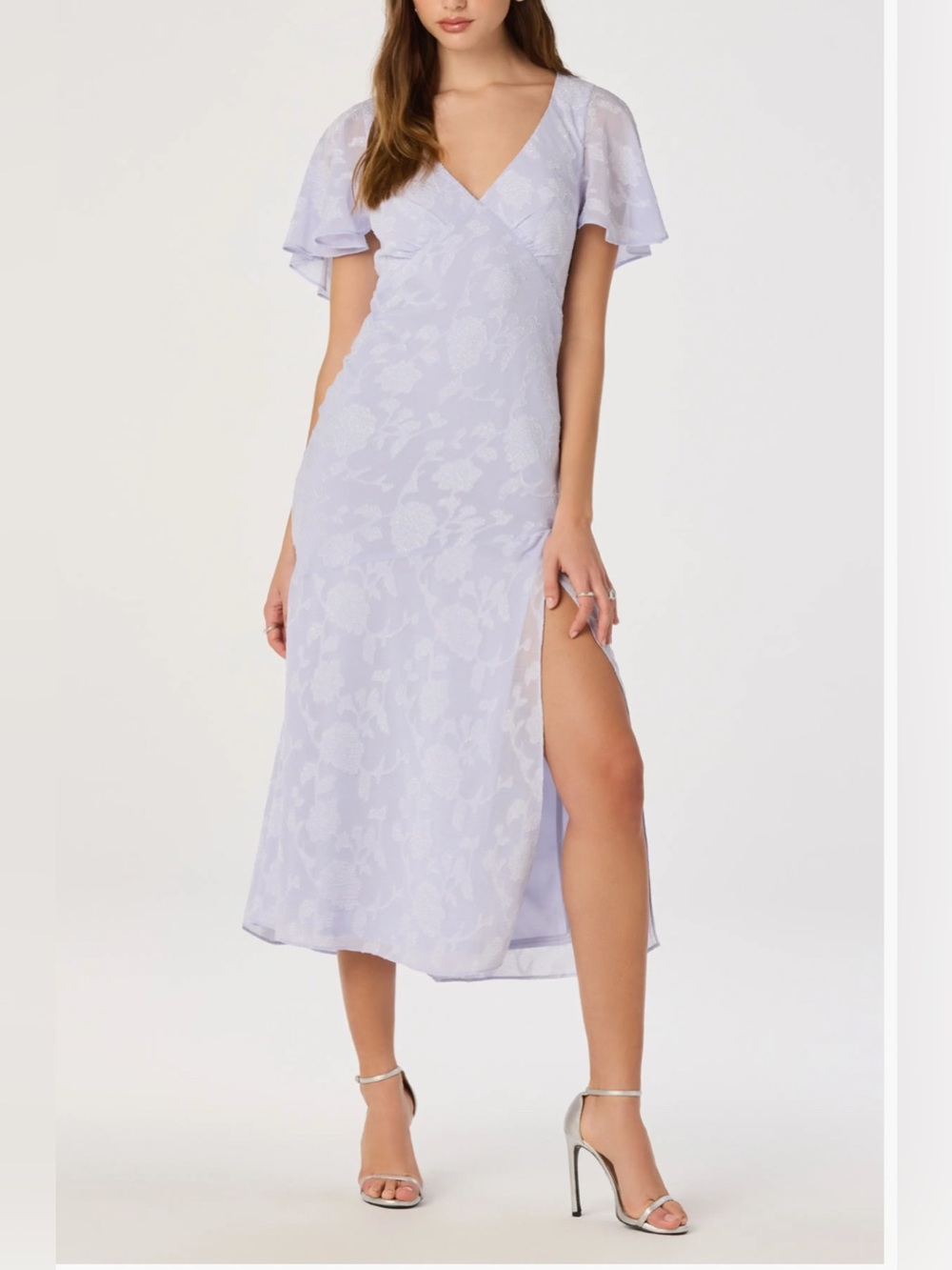 NWT ASTR The label Floral Flutter  sleeve Cutout Back Midi Dress Size small